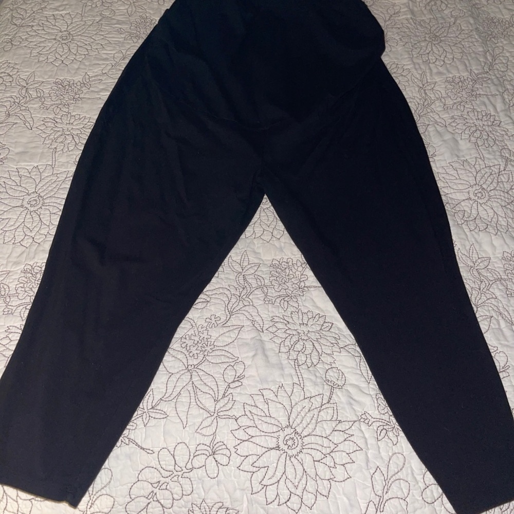 Maternity leggings